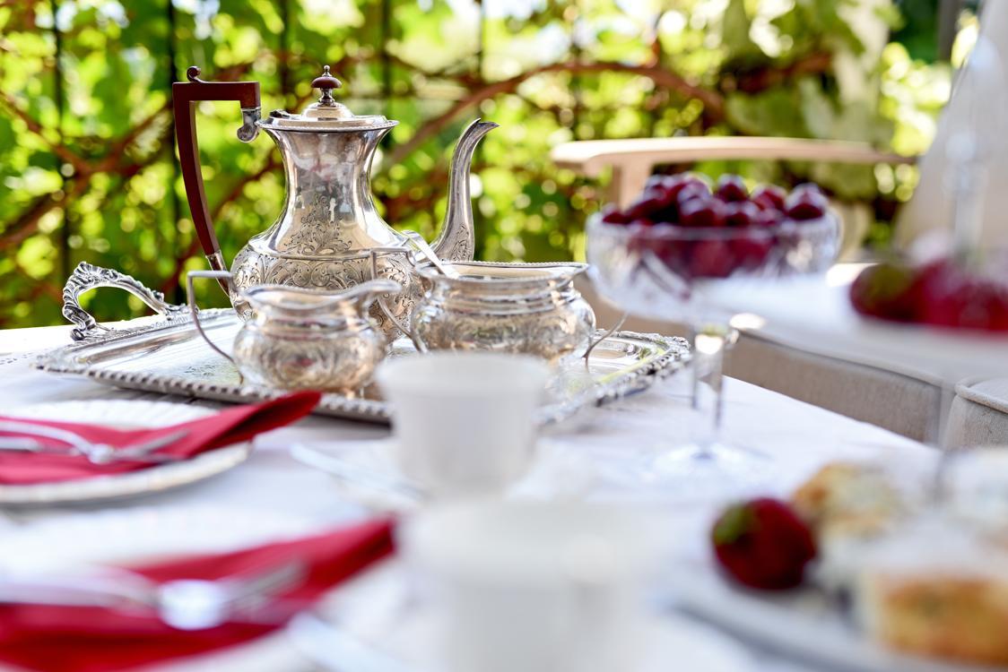 A Touch Of English B&B Kelowna Extérieur photo
